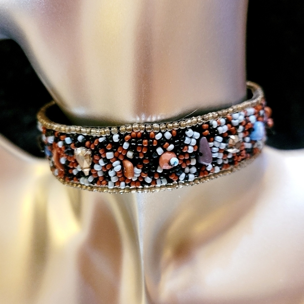 TURQUOISE & CORAL BEADED CHOKER NECKLACE - Picture 9 of 12